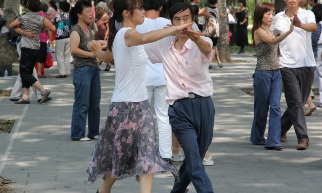 Dancing, Singing in Beijing’s Heavenly Park