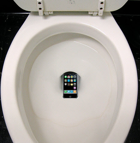 iPhone Drowns in Hotel Toilet