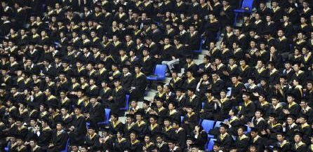 Job-Seeking College Grads Face Hard Times